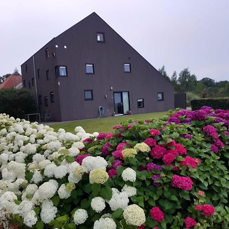 Luxury Holiday Home With Private Terrace Langweer ภายนอก รูปภาพ