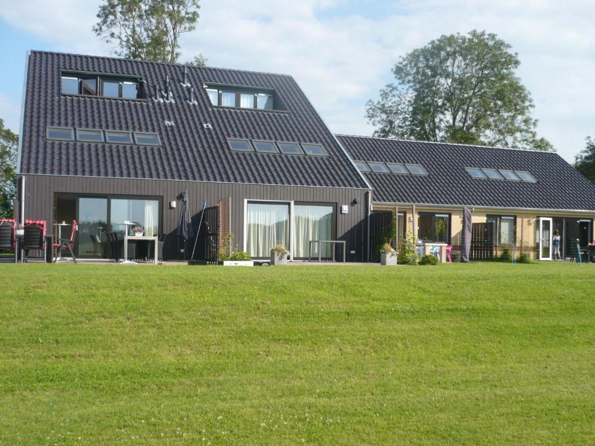 Luxury Holiday Home With Private Terrace Langweer ภายนอก รูปภาพ