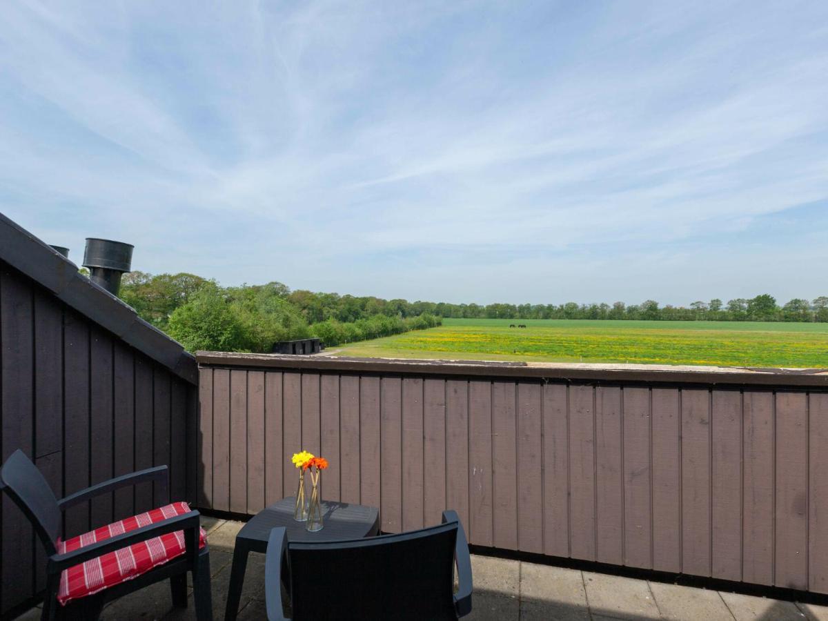 Luxury Holiday Home With Private Terrace Langweer ภายนอก รูปภาพ